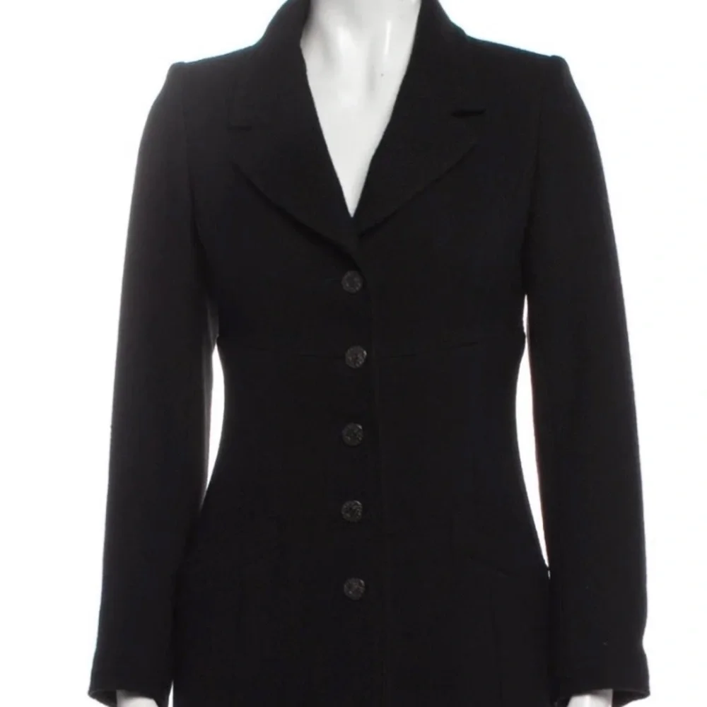 Authentic vintage CHANEL Boutique blazer - Picture 6 of 7